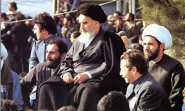 نتیجه تصویری برای دهه فجر مبارک باد تصویر امام و رهبری