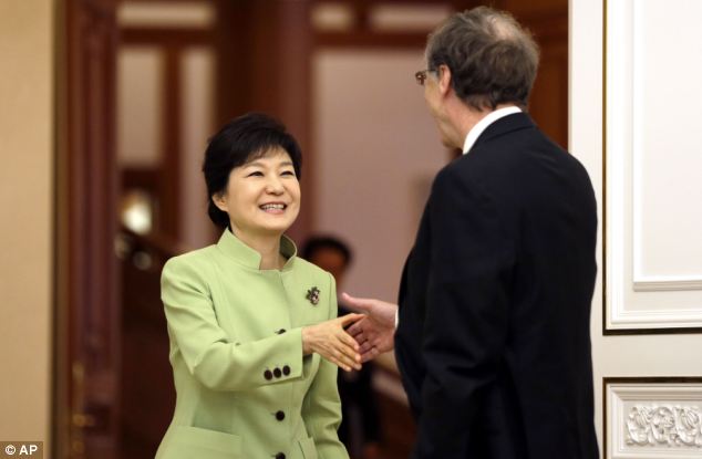 عکس/ بی‌احترامی "بیل گیتس" به رئیس جمهور کره جنوبی 1