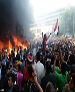 تيراندازي و پرتاب گاز اشک آور از سوي نيروهاي امنيتي به سوي طرفداران مرسي در قاهره