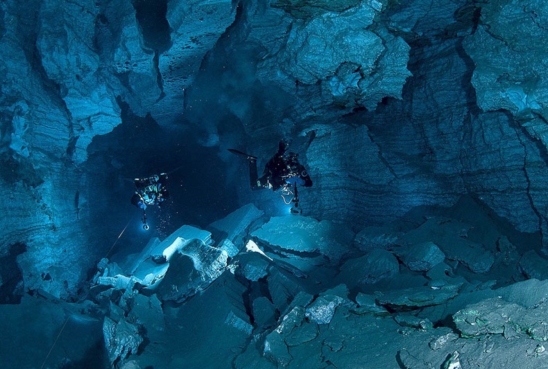غار ژیپسی اوردا در روسیه + تصاویر