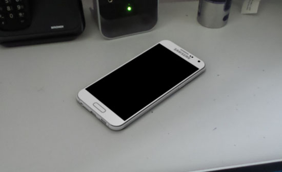 تصاویر ارائه شده جدید از Galaxy S6