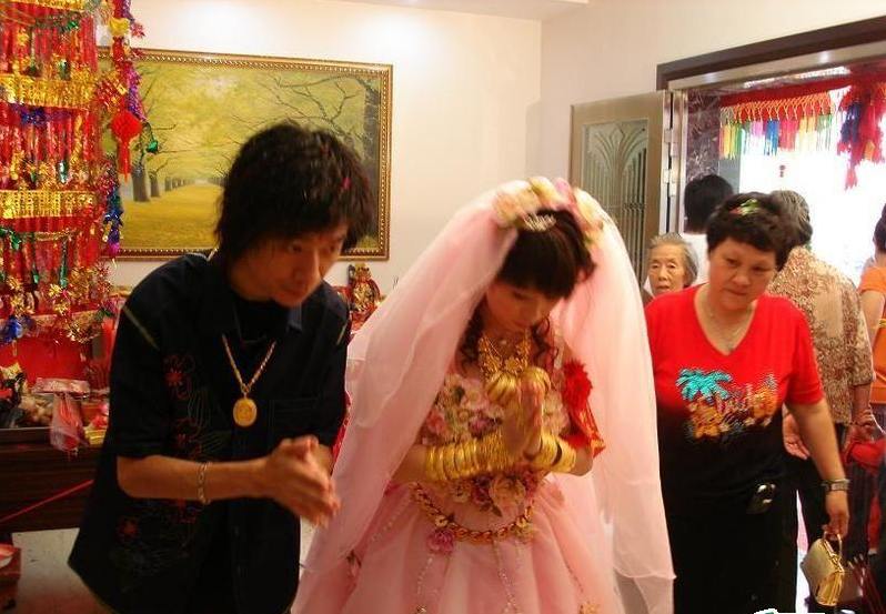 لباس عروس 2018 عکس عروسی عروس زیبا دختر چینی اخبار جالب