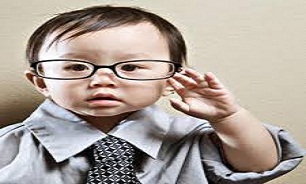 عینکی شدن با درس خواندن مرتبط است یا ژن؟ 1