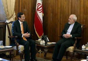ظریف: ایران تاکنون اقدامات منفی عربستان را با بردباری پاسخ داده‌ است