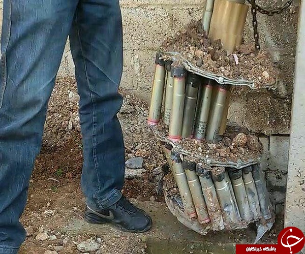 بمب خوشه ای عمل نکرده در حلب +عکس