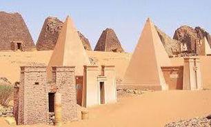 تصاویری زیبا از هرم‌های باستانی عجیب در کشور سودان 