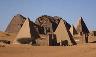 تصاویری زیبا از هرم‌های باستانی عجیب در کشور سودان 1