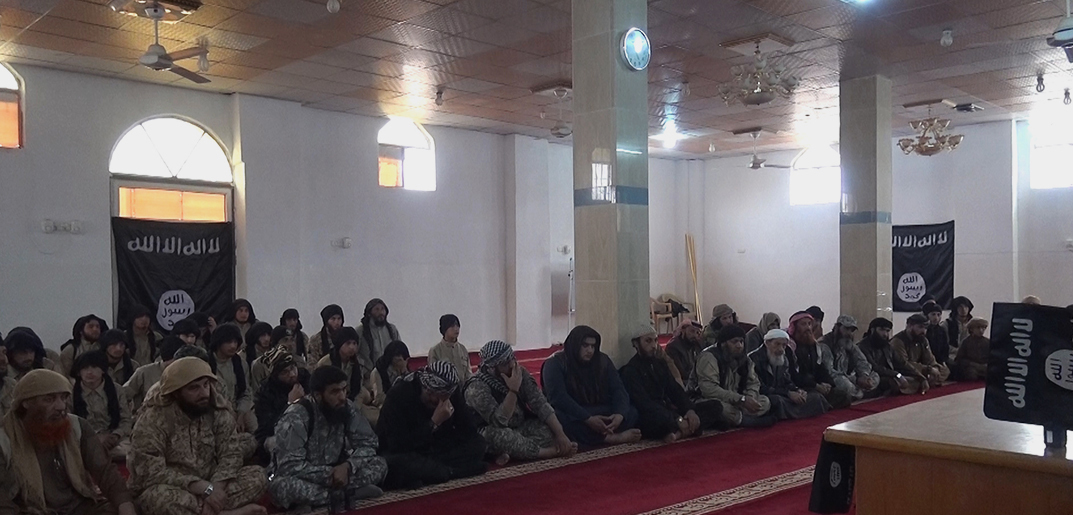 مراسم فارغ التحصیلی دانشگاه داعش + عکس
