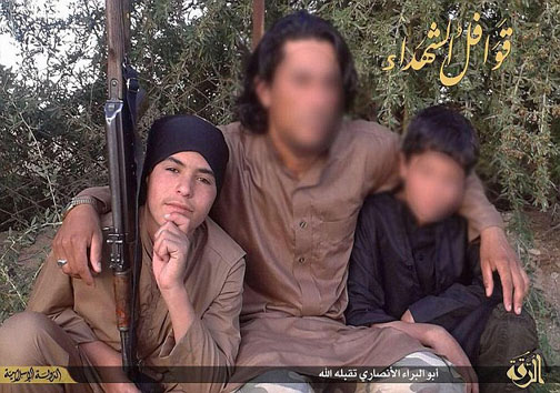 تصاویری متفاوت از اعضای داعش/پسربچه‌هایی که خندان به استقبال مرگ ‌می روند