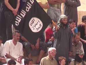 داعش 25 نفر را در سالن آمفی تئاتر تدمر اعدام کرد + تصاویر و فیلم