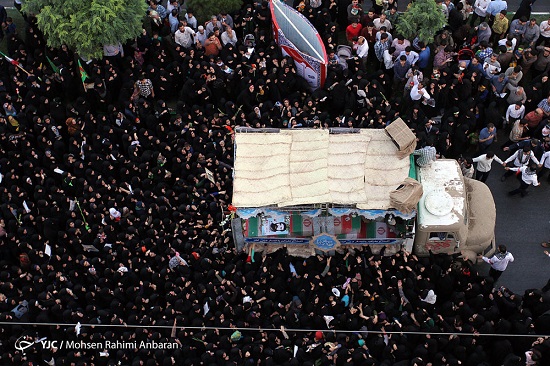 وداع باشکوه و متفاوت با 13 شهید خط شکن گمنام در مشهد + تصاویر