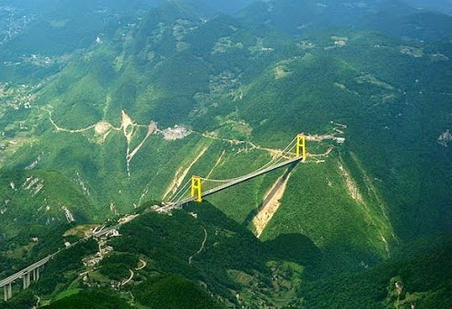 ساخت عجیب غریب پل در چین+ عکس