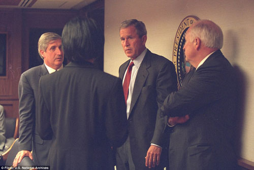 عکسهایی دیده نشده از کاخ سفید لحظاتی پس از حادثه 11 سپتامبر+ تصاویر