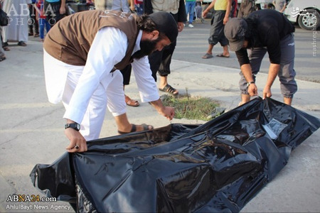 اعدام دسته جمعی داعش در شهر موصل +تصاویر (18+)