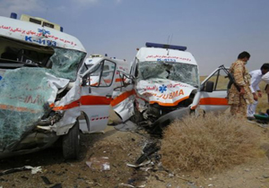 تصادف مرگبار ۲ آمبولانس اورژانس در جاده زاهدان +عکس