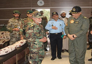 فرمانده کل ارتش از ارتقای توانمندی‌های عملیاتی پایگاه وحدتی دزفول تقدیر کرد