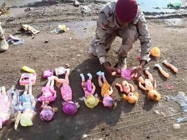 عروسک‌هایی داعشی برای هدف گرفتن زائران کربلا+ تصاویر