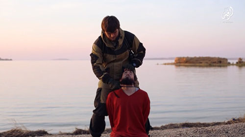اعدام فجیع اسیر روس به دست داعش( تصاویر +18)