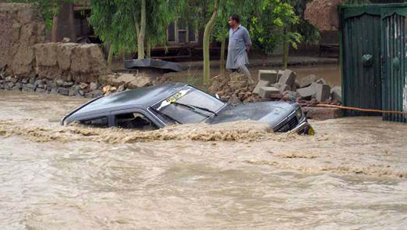 تخریب سیل در 12 استان ادامه دارد/امدادرسانی به 5600 نفر/4 کشته و یک مفقود تاکنون