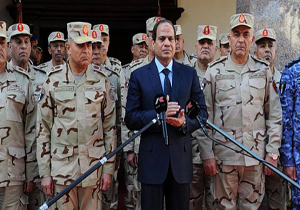 الشعب: بازداشت شماری از افسران بلندپایه ارتش مصر به اتهام تلاش برای کودتا
