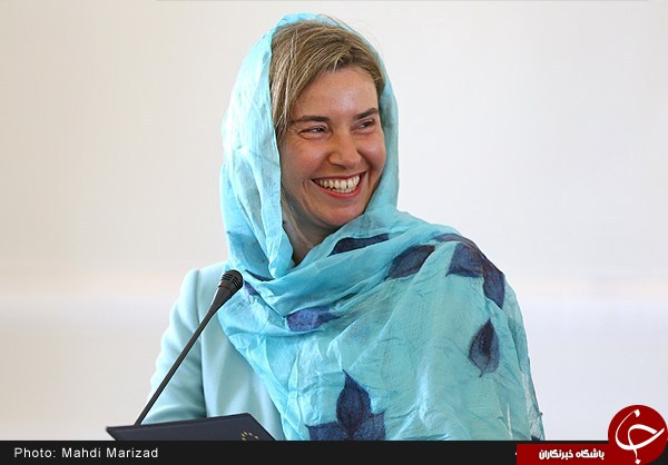 موگرینی و همراهانش با چه حجابی وارد تهران شدند؟+تصاویر
