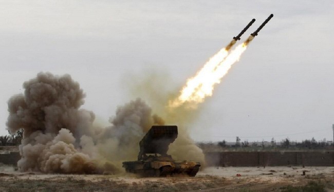 وقوع انفجار مهیب در انبار تسلیحات سعودی/ انهدام دو پایگاه ارتش عربستان در جیزان + تصاویر