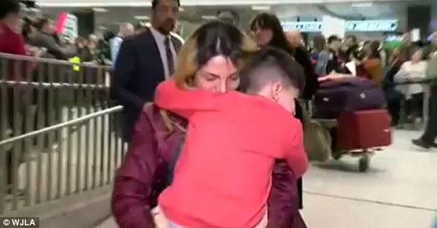 کودک 5 ساله ایرانی در فرودگاه آمریکایی برای چندین ساعت بازداشت شد