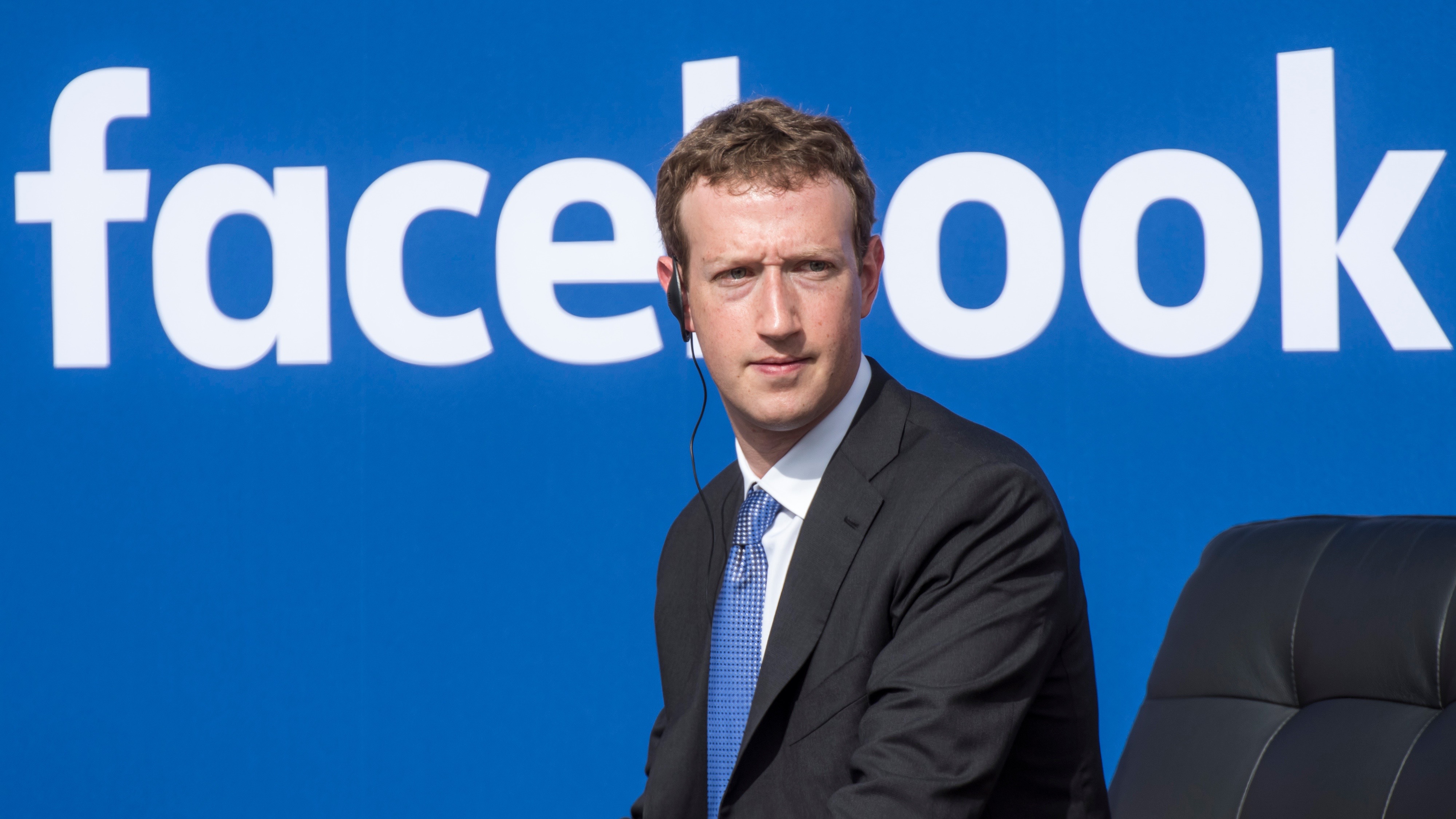 آیا مارک زاکربرگ از فیسبوک اخراج می شود؟