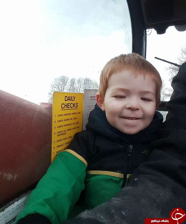 پدر بی احتیاط، پسرش را در مزرعه با کامیون زیر گرفت + تصاویر