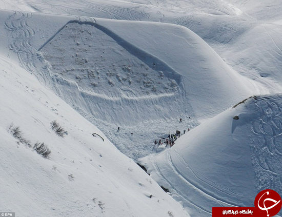 دیوار یخ اسکی‌بازان را در خود بلعید +تصاویر
