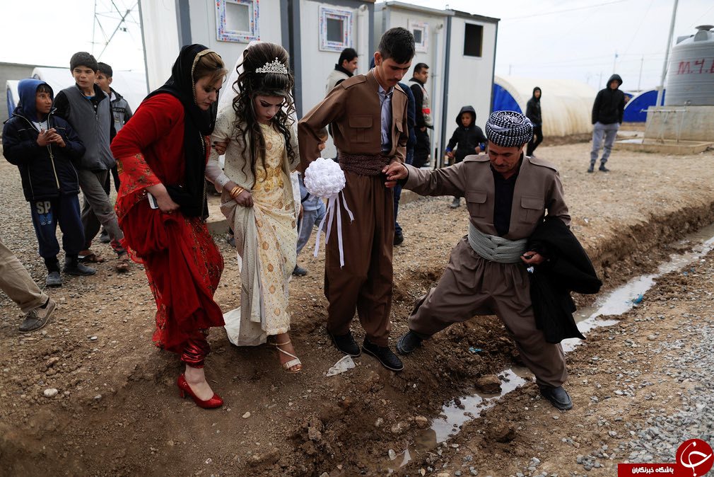 ازدواج عروس و داماد فراری در اردوگاه موصل+تصاویر
