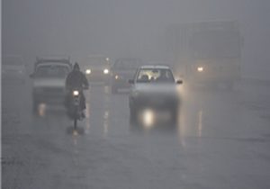 ترافیک نیمه سنگین و مه گرفتگی در جاده‌های کشور