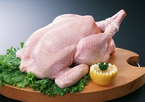 تکذیب وجود انگل در گوشت های بسته بندی / توزیع گوشت و مرغ دولتی ادامه دارد