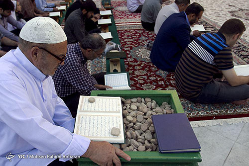 جمع خوانی رمضانی قرآن کریم در مسجد گوهرشاد حرم رضوی+تصاویر