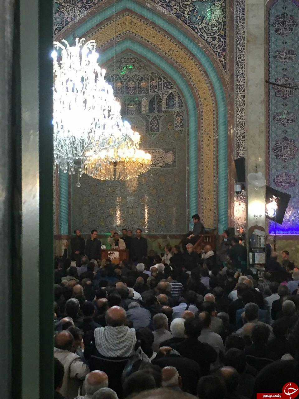 تصاویری منتشر شده از سخنرانی احمدی‌نژاد در مسجد نارمک