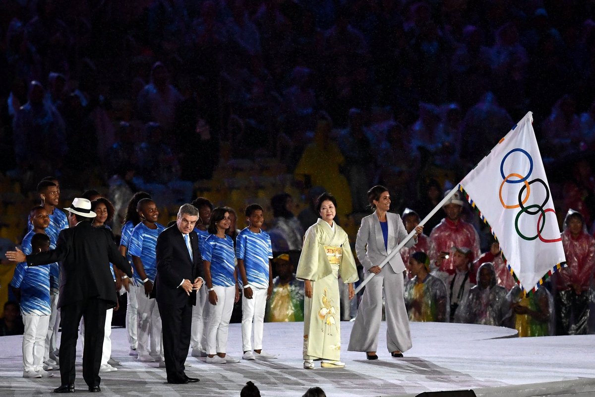 لحظه به لحظه با اختتامیه المپیک ریو/اهتزاز پرچم ایران در مراسم اختتامیه در غیاب ورزشکاران+فیلم و تصاویر