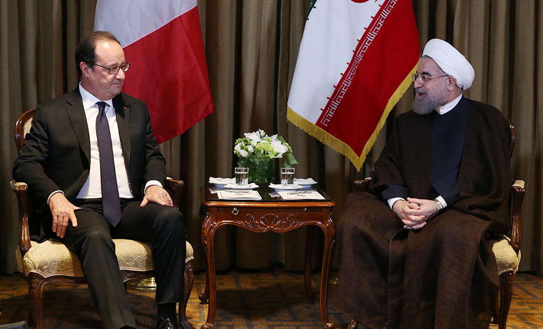 روحانی: هیچ مانعی برای توسعه روابط تهران و پاریس وجود ندارد/ اولاند: باید از فرصت برجام برای توسعه هر چه بیشتر روابط بهره گرفت