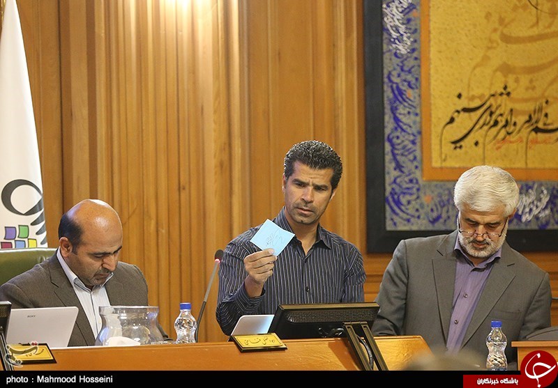 تصاویر / حاشیه‌های انتخابات امروز شورای شهر تهران