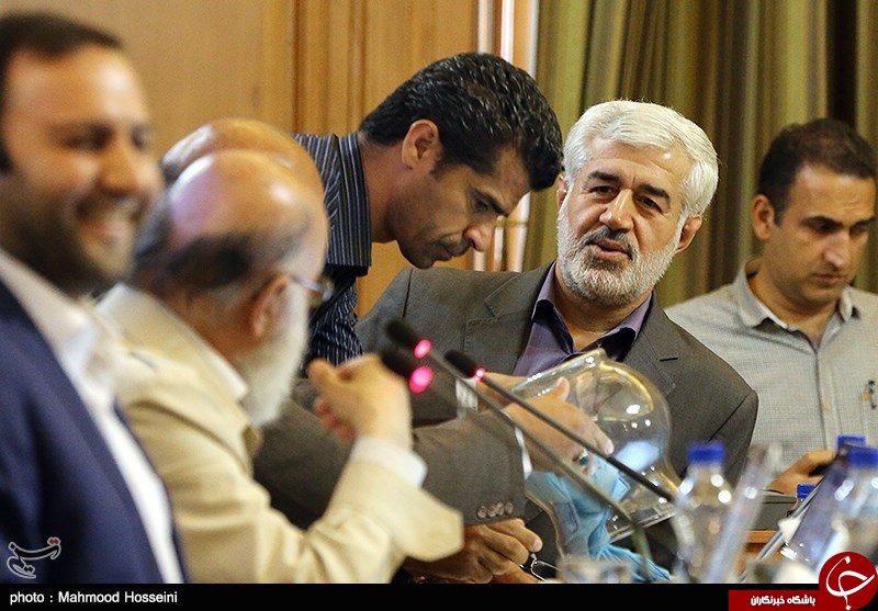 تصاویر / حاشیه‌های انتخابات امروز شورای شهر تهران