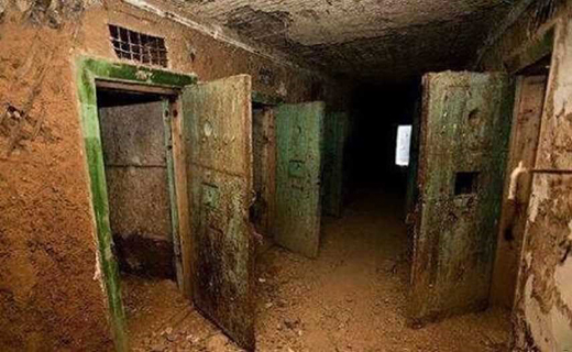 کشف مخوف ترین زندان داعش زیرزمینی داعش در نینوا