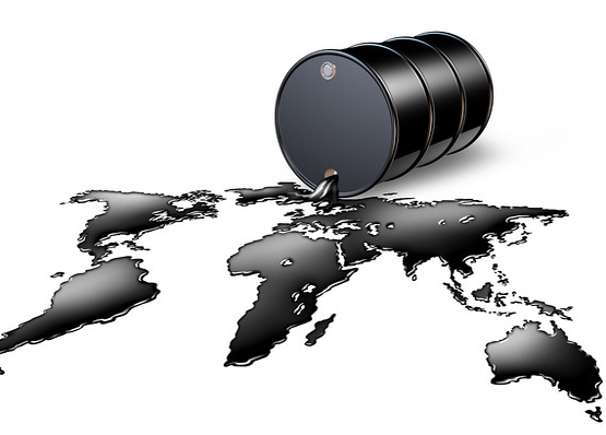 صادرات نفتی از شرایط مطلوبی برخوردار است/هندوستان نمی‌تواند برای ما تعیین تکلیف کند!