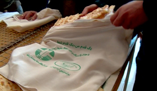 کیسه‌های پارچه‌ای راه نجات محیط زیست/ ایرانی‌ها 3 برابر مردم جهان پلاستیک مصرف می‌کنند