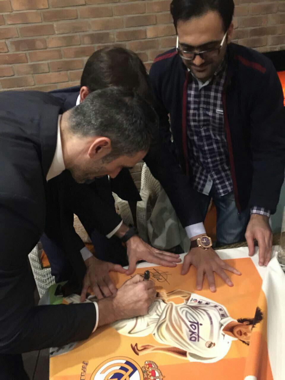 نقاشی امضاشده فیگو در خانه فرهنگ گویا + تصاویر