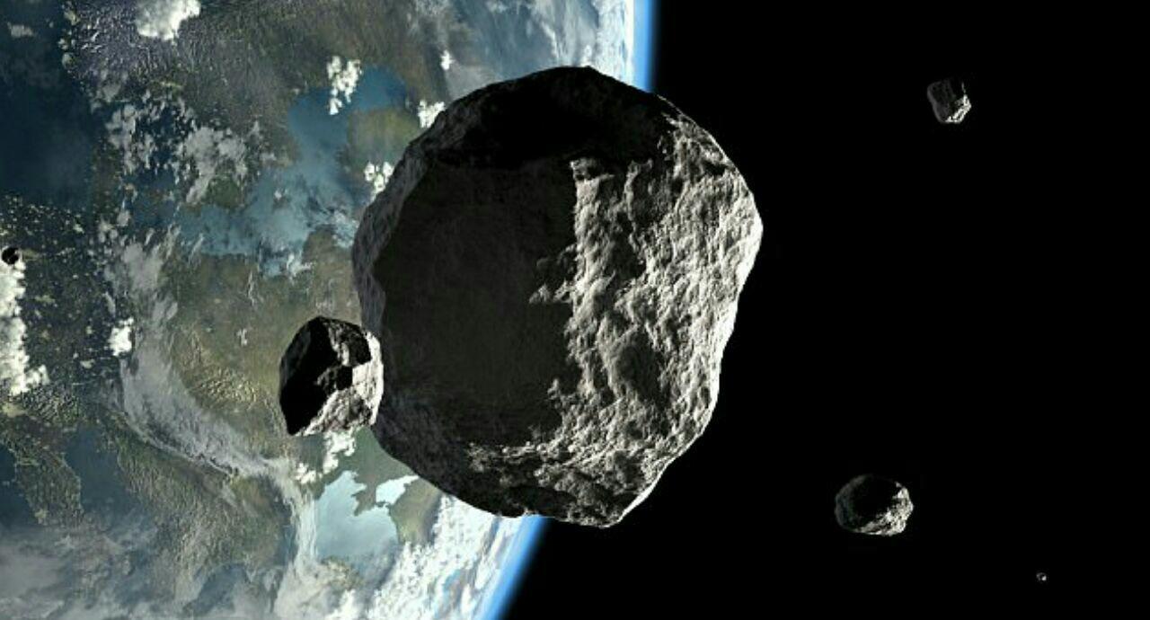 1-کارشناسان پاسخ می‌دهند؛ چه نوع سیارکی برای کره زمین خطرناک است2-سیارک مرموز به سلامت از کنار زمین عبور کرد3-سیارک خطرناک به سلامت از کنار زمین گذشت