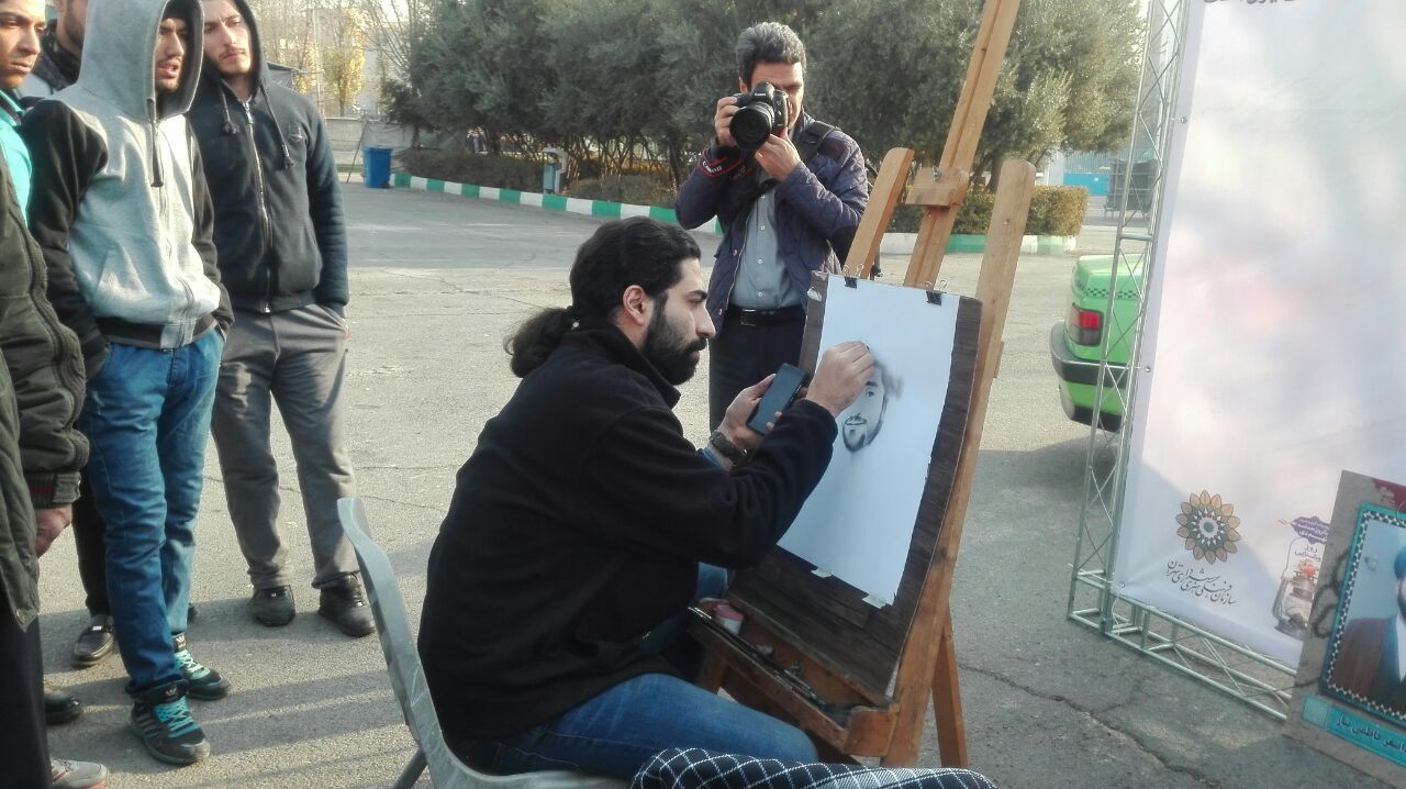 حاشیه های بزرگداشت حماسه 9 دی در مصلی تهران+ تصاویر