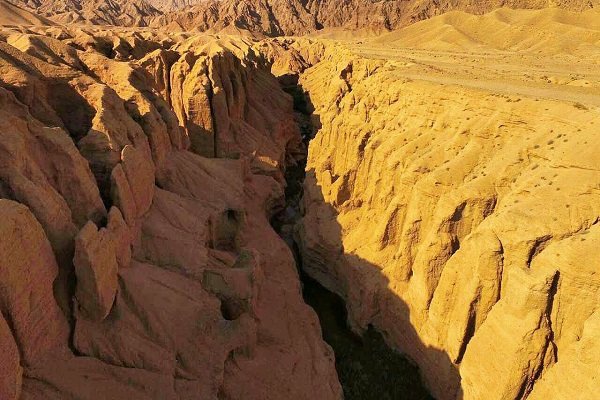 دره جنی، یکی از مخوف‌ترین جاذبه‌های گردشگری ایران  + فیلم