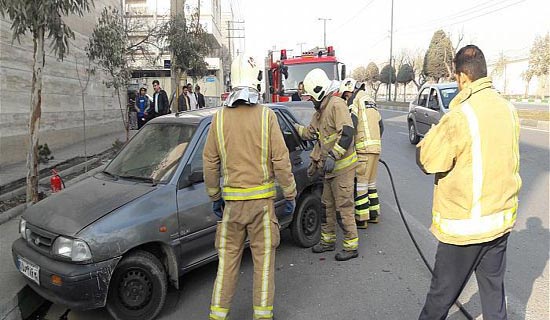 تصادف شدید 2 دستگاه خودروی سواری در تهرانسر+عکس