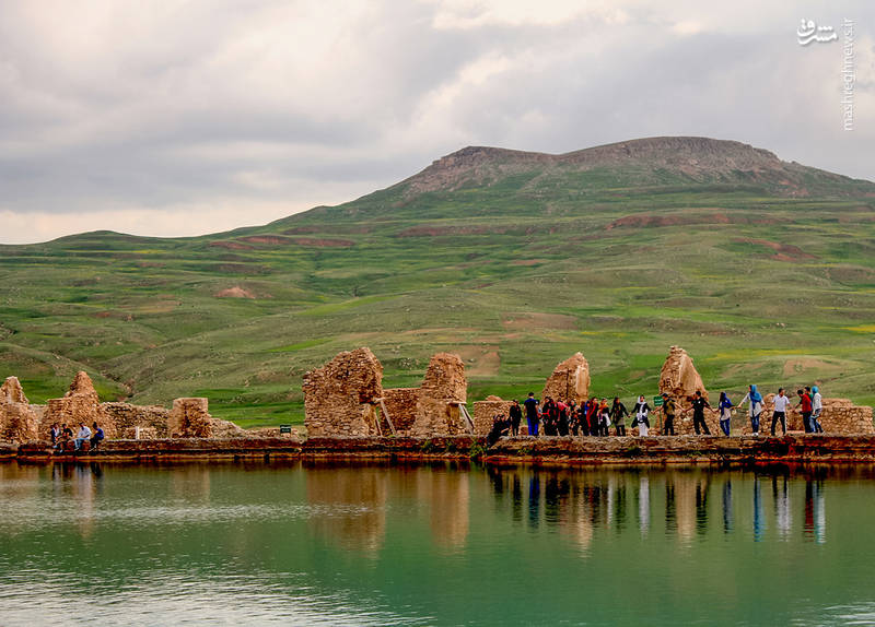 دریاچه‌ای اسرارآمیز در آذربایجان‌غربی+تصاویر