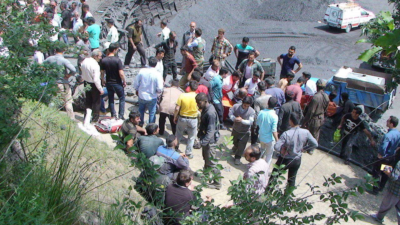 جدیدترین اخبار و تصاویر حادثه انفجار و ریزش معدن یورت چشمه آذرشهر + اسامی جان باختگان