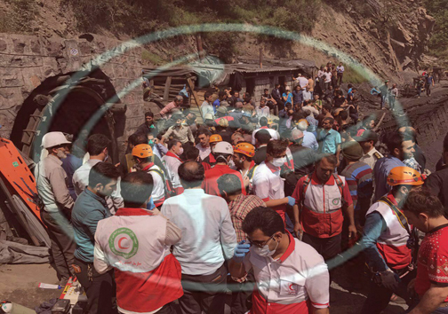 آخرین جزییات از انفجار معدن زغال سنگ/ سرنوشت 14 کارگر معدن نامعلوم است/22 کشته در حادثه انفجار معدن+ تصاویر
